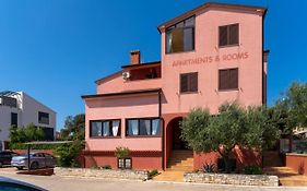 Apartments Miri Vrsar